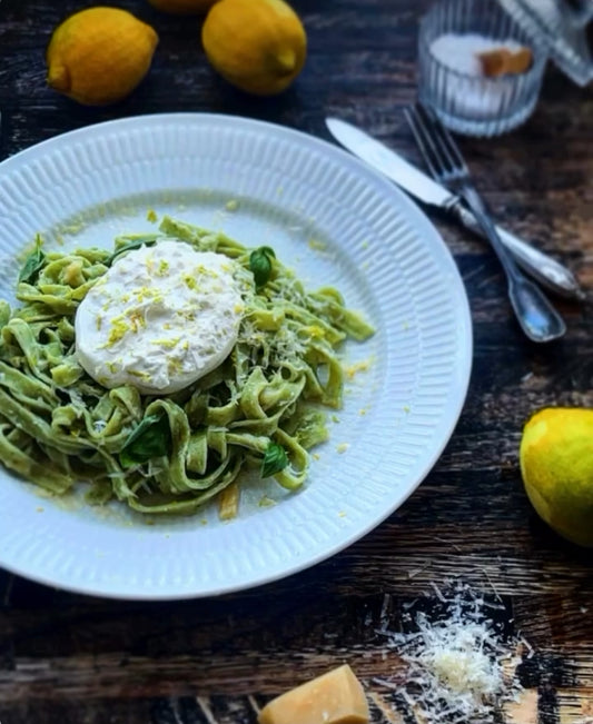 Lemon Fettucine m. buratta